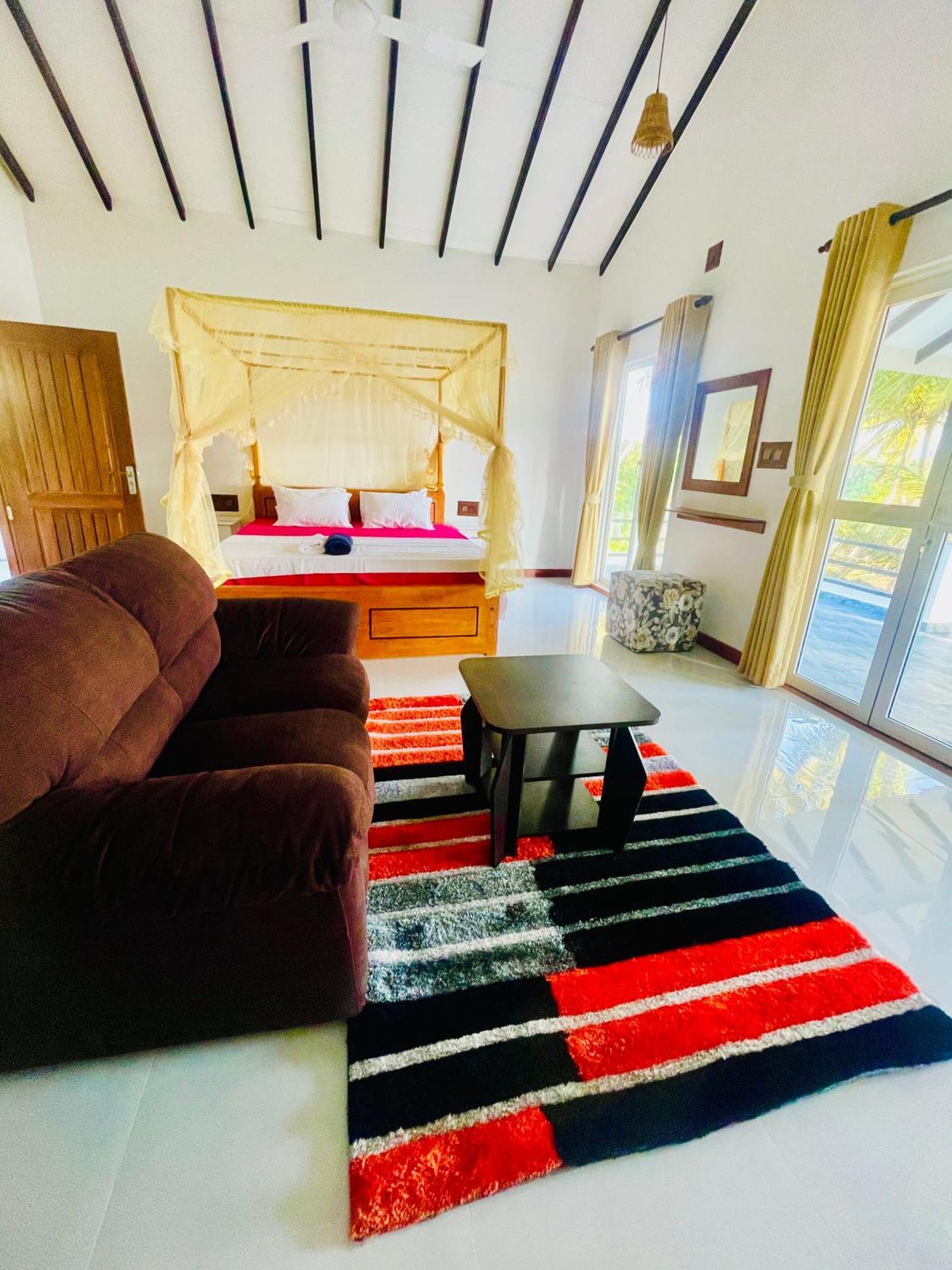 Maha Oya Lodge Wayikkal Exteriér fotografie